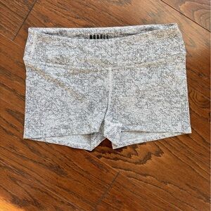 NoBull spandex workout shorts - Medium